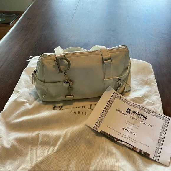 Dior white Leather Shoulder Bag with silver hardware COA and dust bag! - Picture 5 of 10